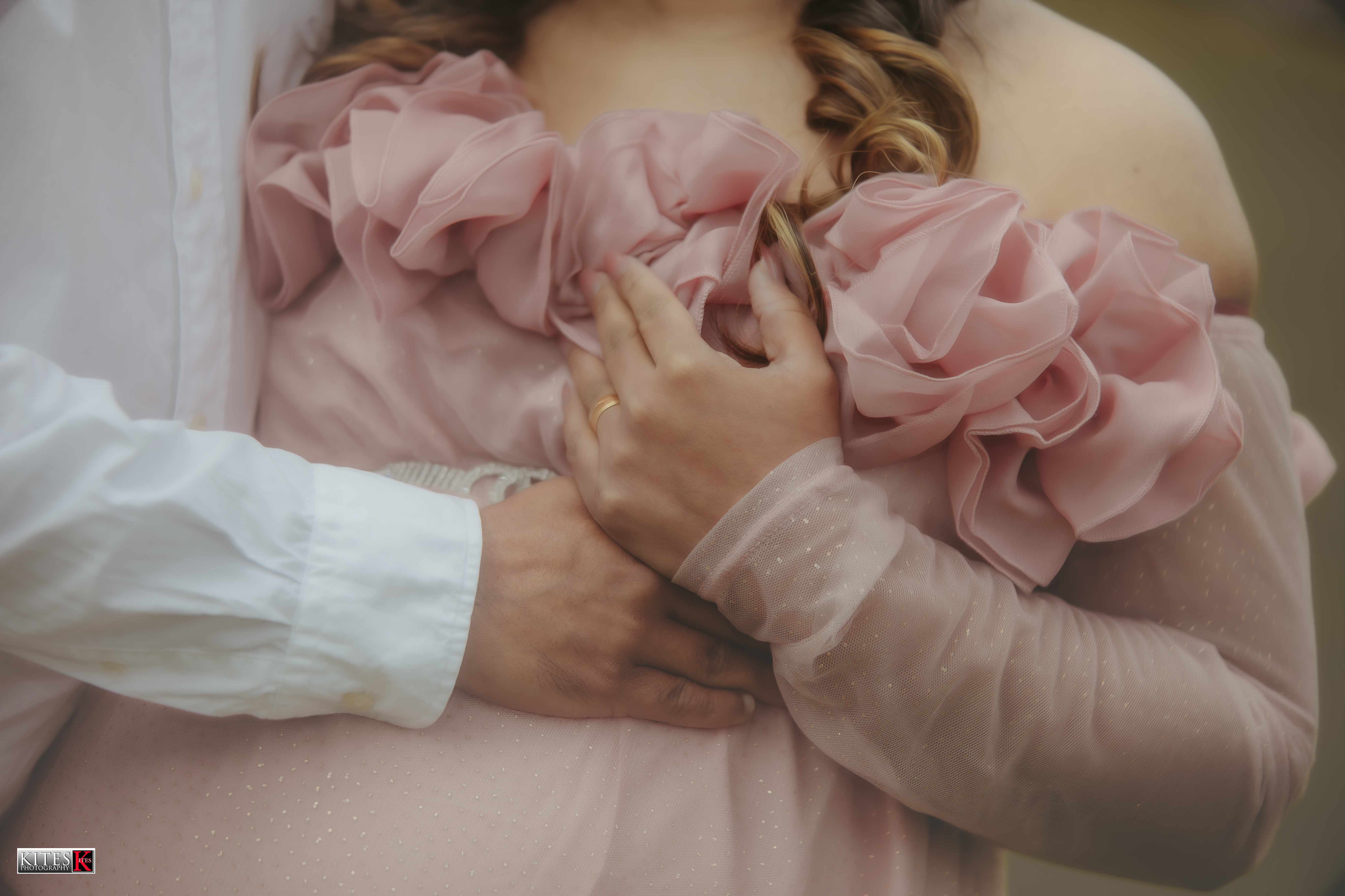Maternity photography by Kites Photography