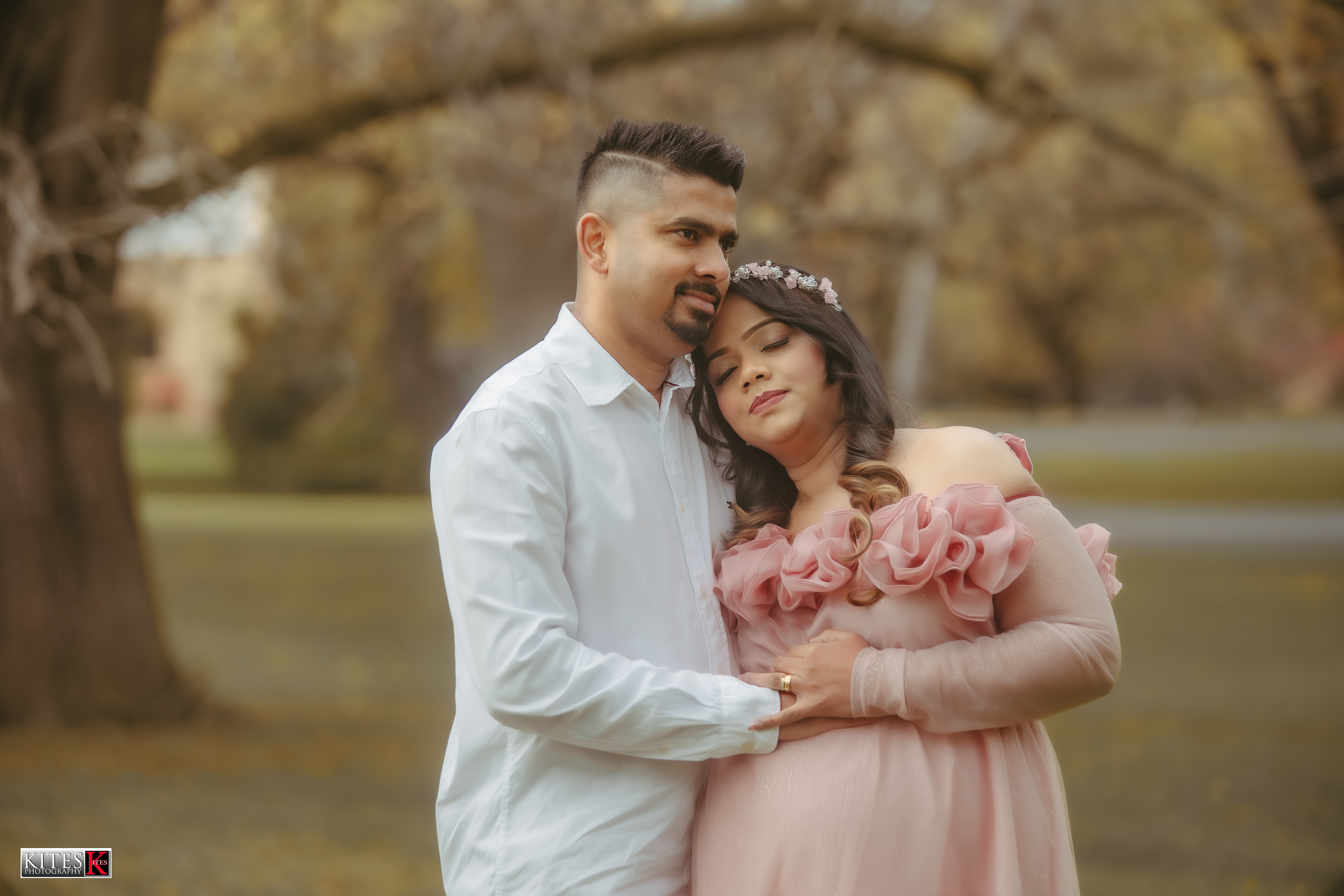 Maternity photography by Kites Photography